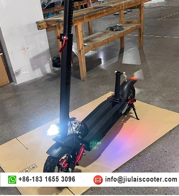 越野电动滑板车